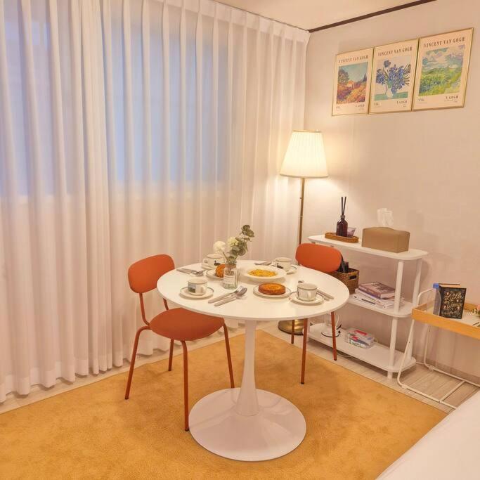 Apartment Center Of Seoul, National Univ, Boramae Hospital Two