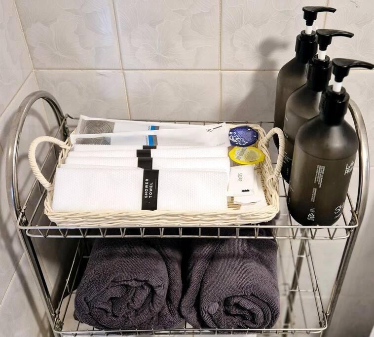 Center Of Seoul, National Univ, Boramae Hospital Two Apartment